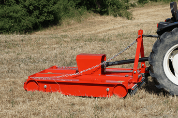Herbes et entretien - 3 points entretien - Gyrobroyeur DMK 90